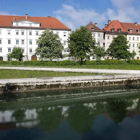 Zois Apartman