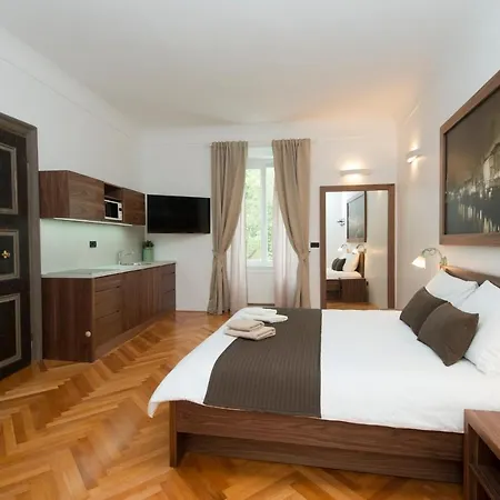 Zois Apartamento