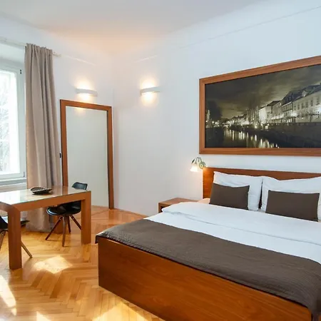 Lägenhet Zois