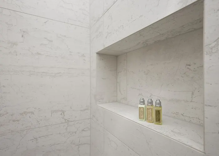 Zois * Λιουμπλιάνα